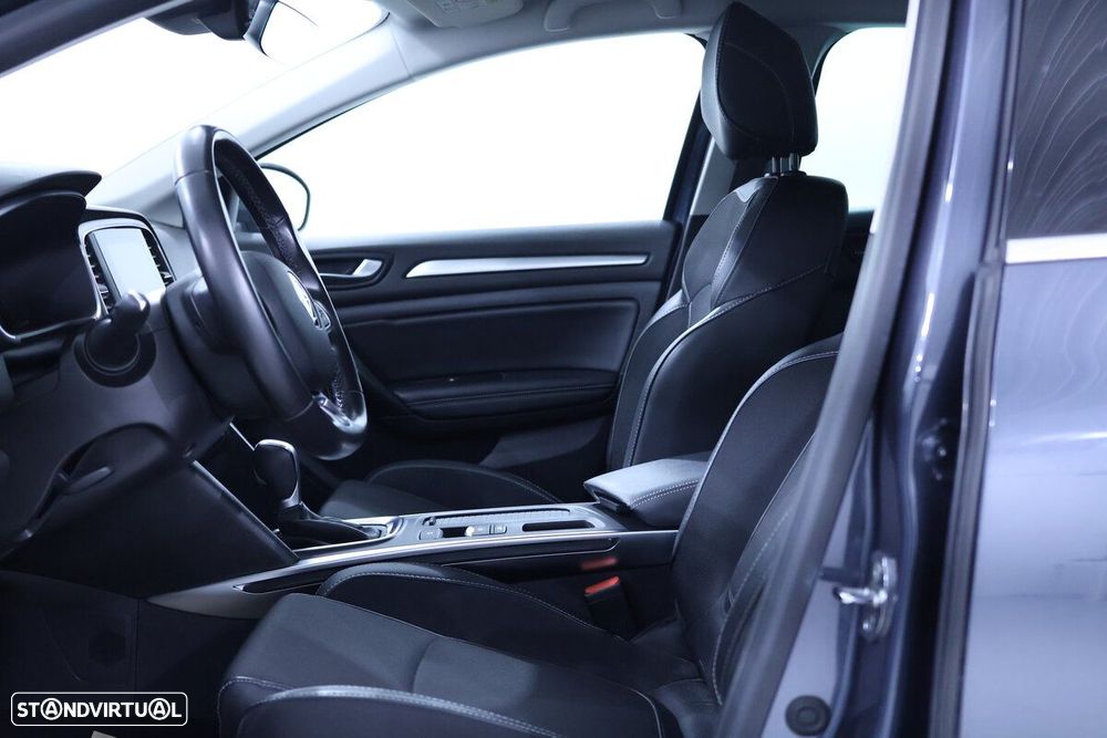 Renault Mégane Sport Tourer - 16