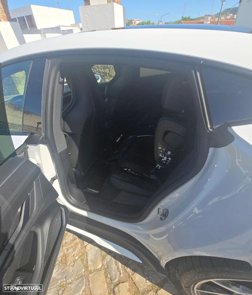 Porsche Taycan Standard - 19