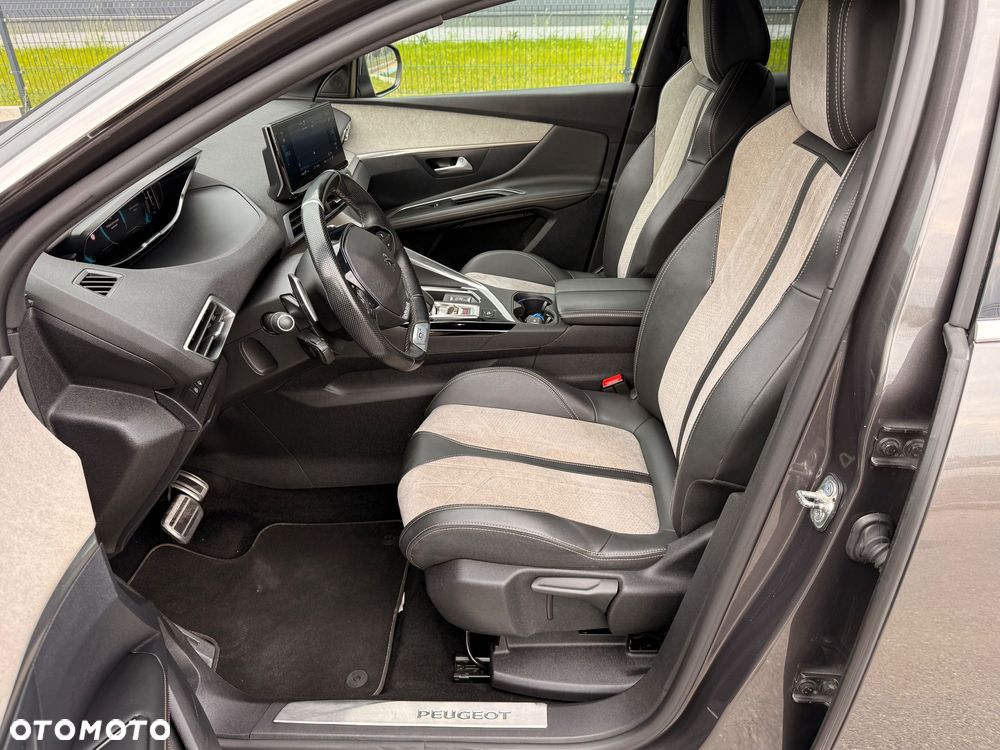 Peugeot 3008 1.6 PureTech Hybrid4 PHEV GT S&S EAT8 - 23
