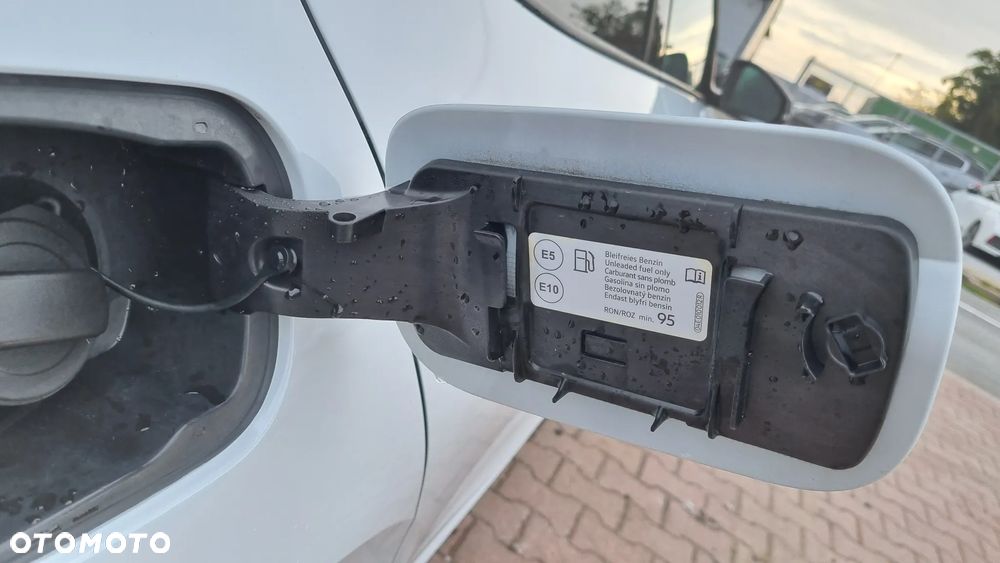 Skoda Fabia 1.0 TSI Active - 5