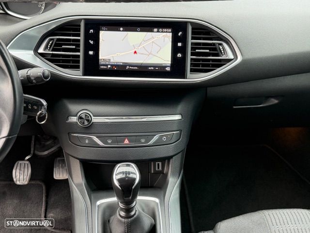 Peugeot 308 SW 1.5 BlueHDi Allure - 19