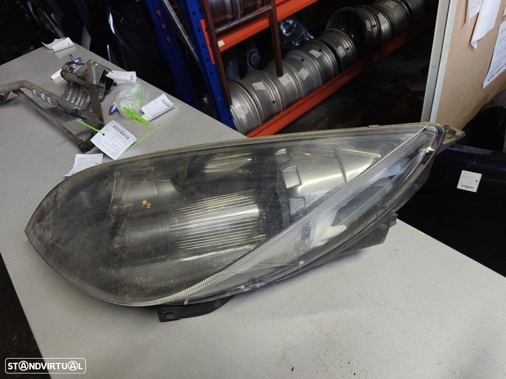 Farol Frente Esquerdo / Otica Esquerda Mitsubishi Colt Czc Cabriolet ( - 2