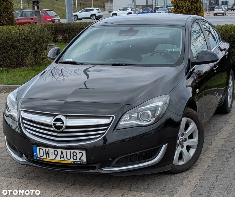 Opel Insignia - 1