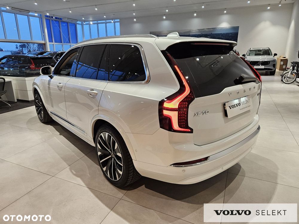 Volvo XC 90 - 9