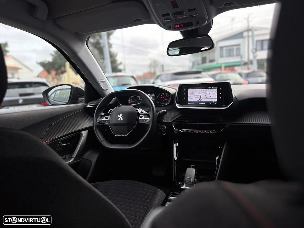 Peugeot 2008 1.2 PureTech Active Pack EAT8 - 3