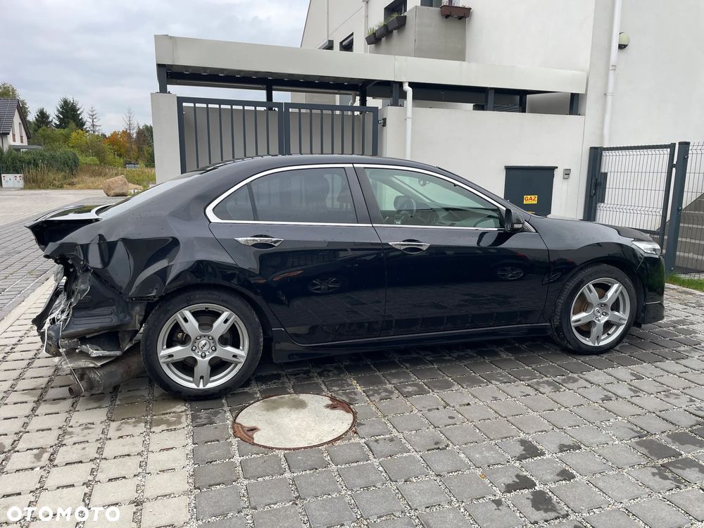 Honda Accord ver-2-4-type--s-navi - 28