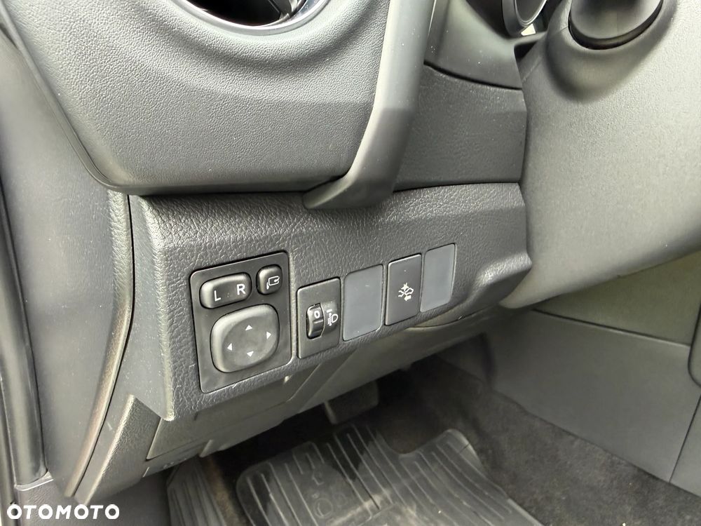 Toyota Auris Hybrid 135 Premium - 13