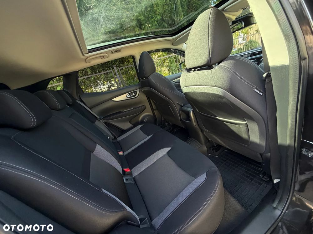 Nissan Qashqai 1.5 dCi N-Connecta - 33