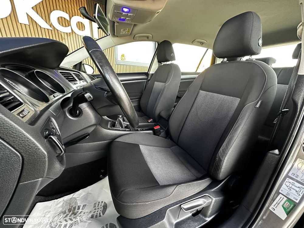 VW Golf 1.6 TDI Confortline - 16
