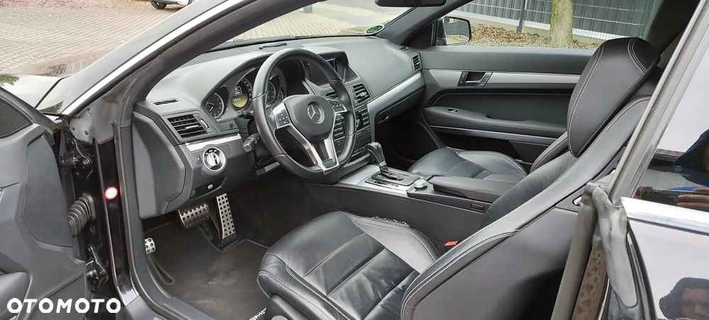 Mercedes-Benz Klasa E - 30