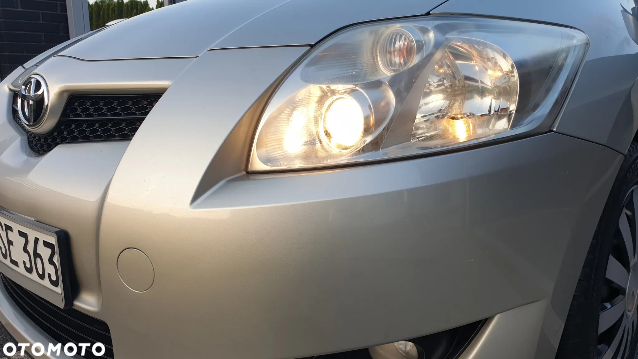 Toyota Auris 1.4 VVT-i Team - 33
