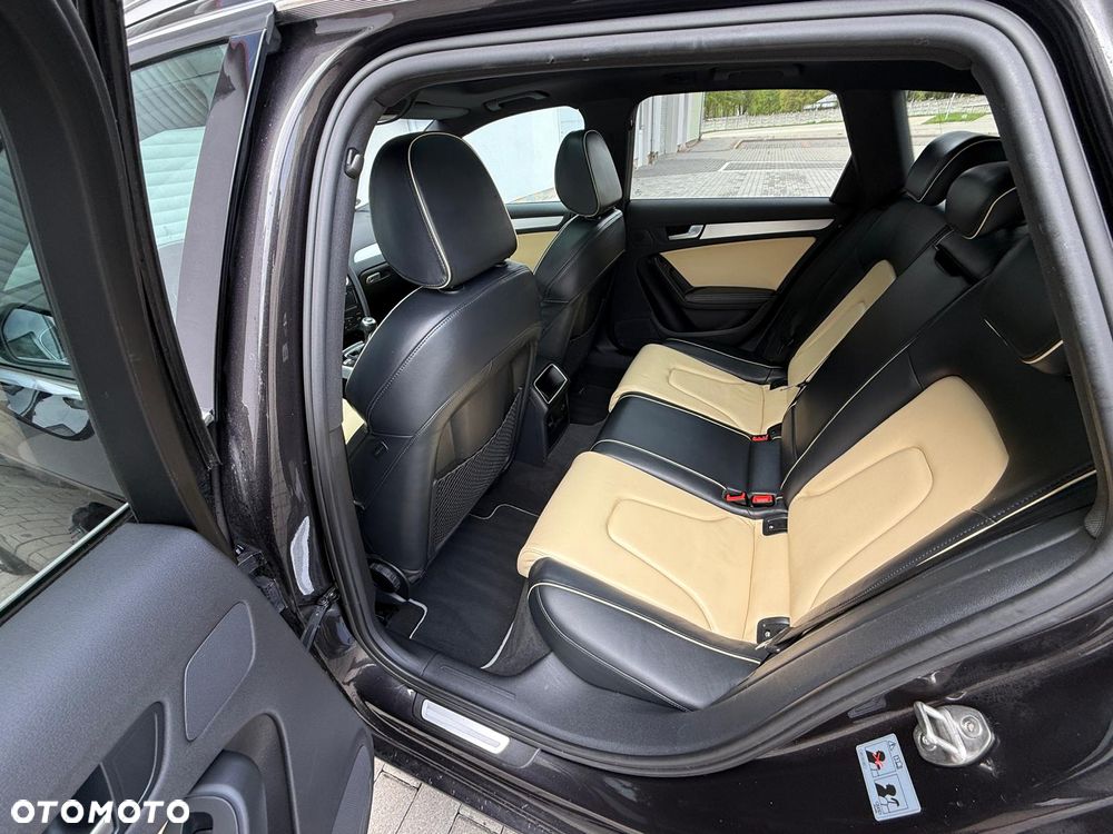 Audi A4 Avant 2.0 TDI DPF quattro Ambiente - 13