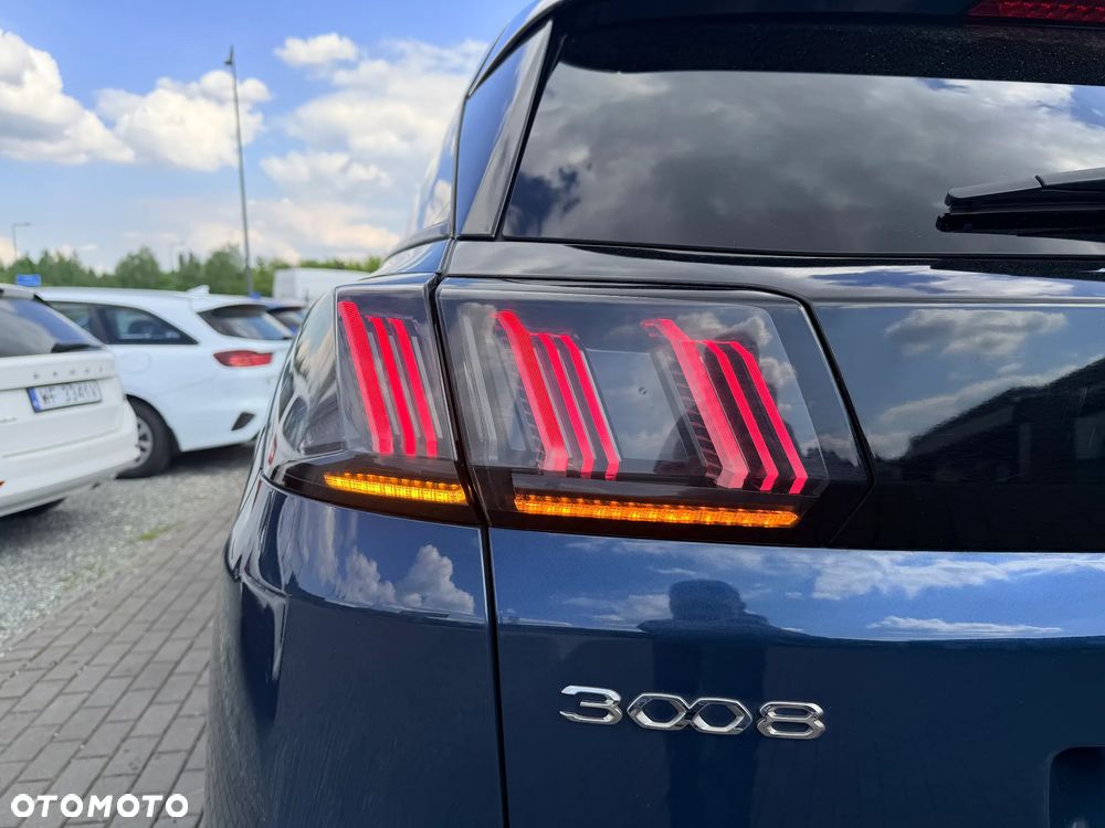 Peugeot 3008 1.6 PureTech Hybrid PHEV Allure Pack S&S EAT8 - 12