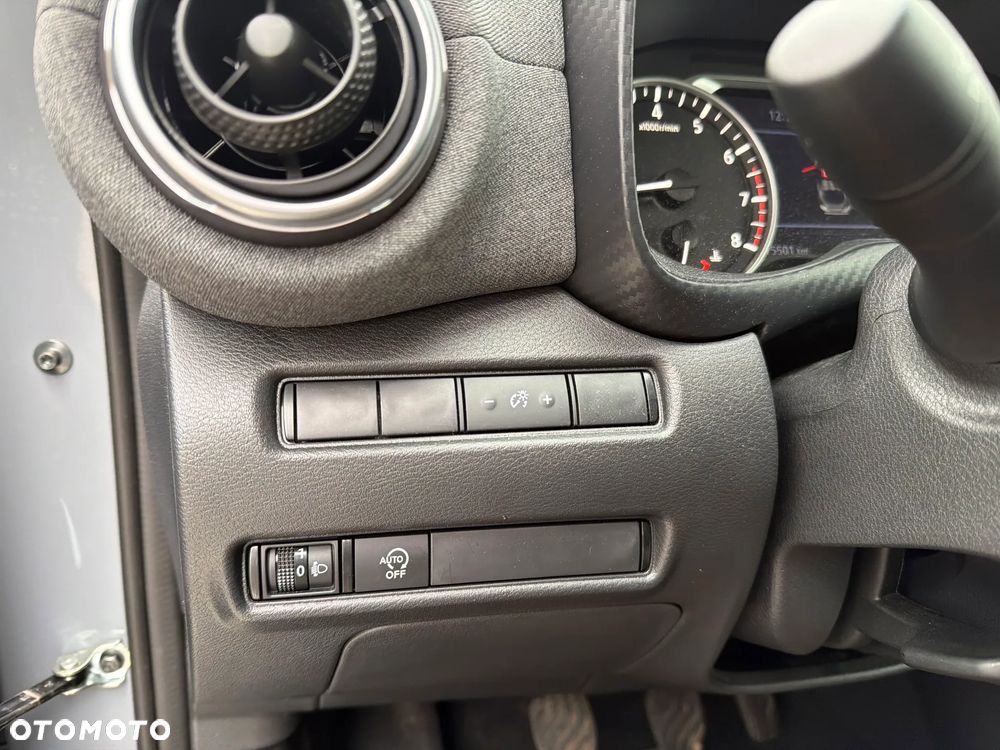 Nissan Juke 1.0 DIG-T Acenta - 25