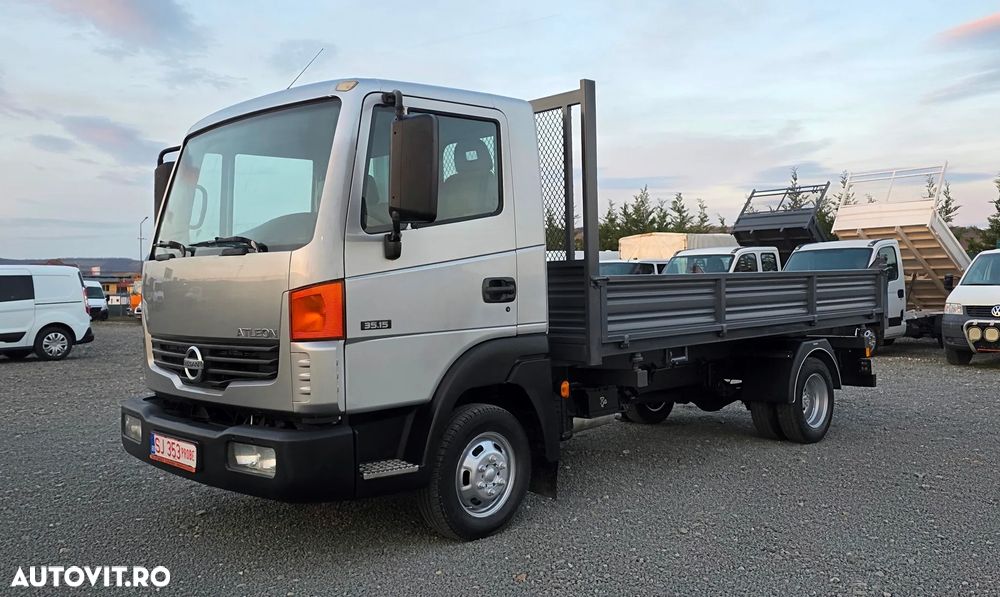 Nissan ATLEON 35TK35, 3.0 TDI, 150cp, 180.254 km, basculabil 3 parti , 4.2m,  3.5 t, cat. B, 11/2007 (serie 2008), factura, seap, finantare PJ, rate PF - 10