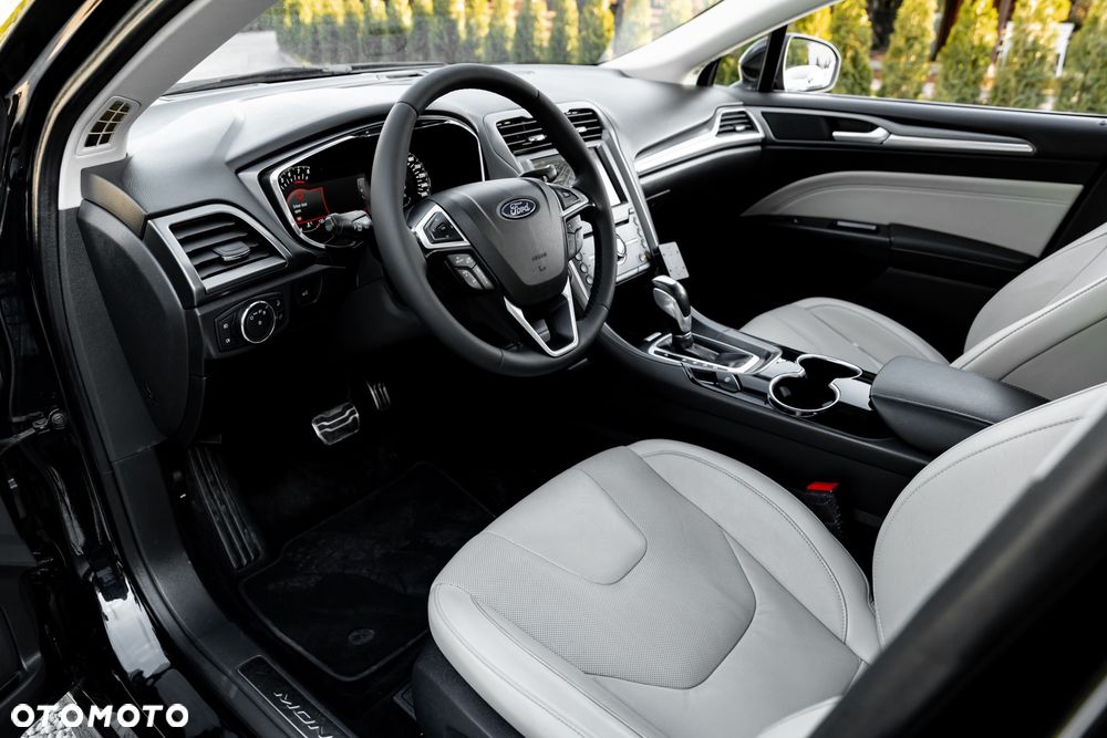 Ford Mondeo 2.0 EcoBoost ST-Line - 14