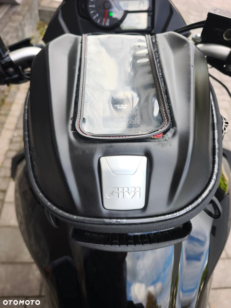 Suzuki DL - 17