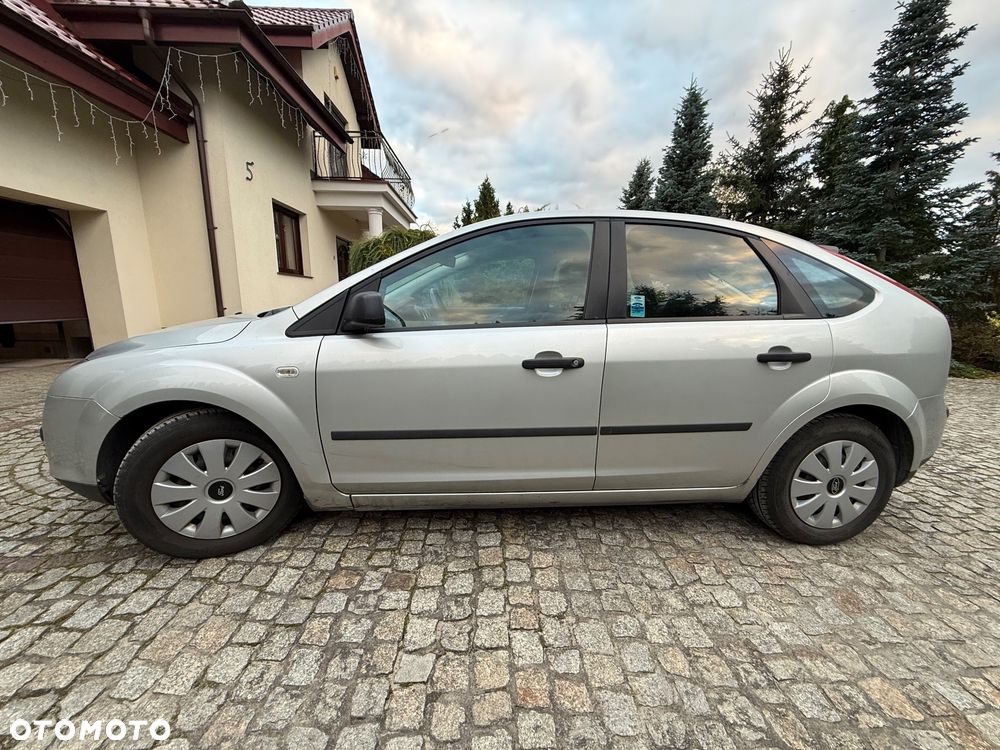 Ford Focus - 4