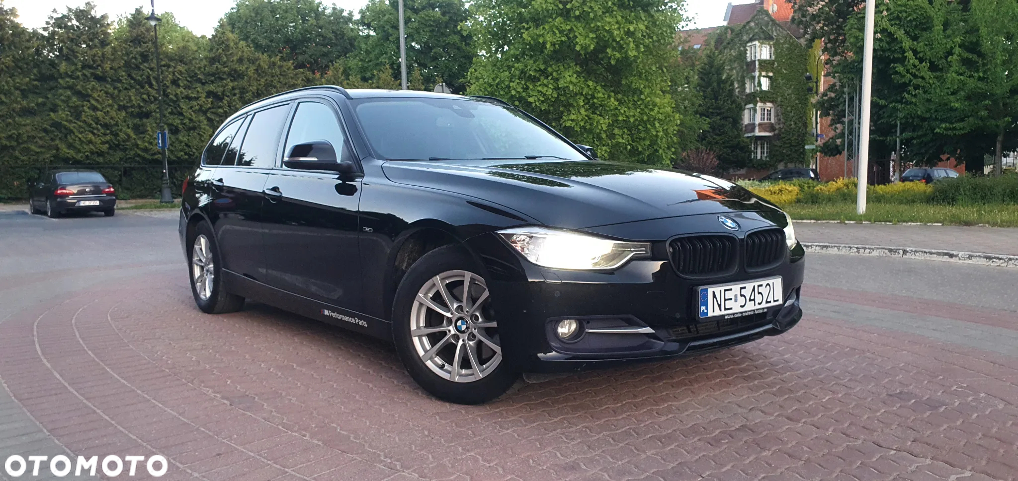 BMW Seria 3 320d Touring Sport-Aut Blue Performance - 2