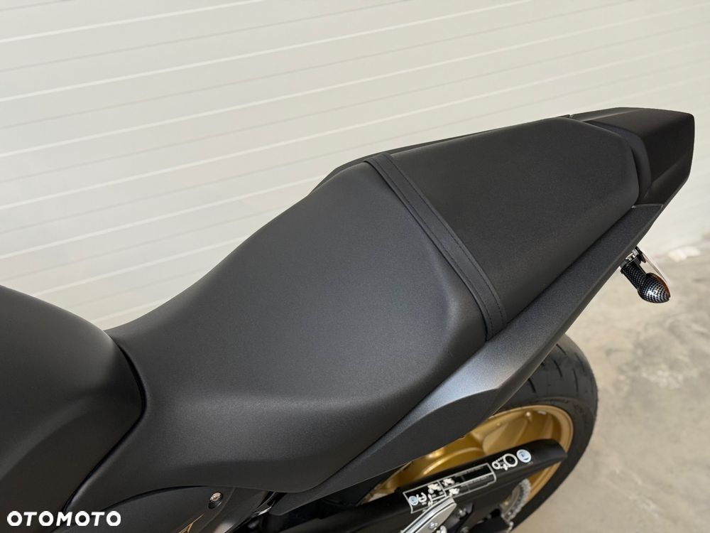 Honda Hornet - 29