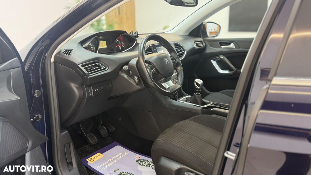 Peugeot 308 - 6