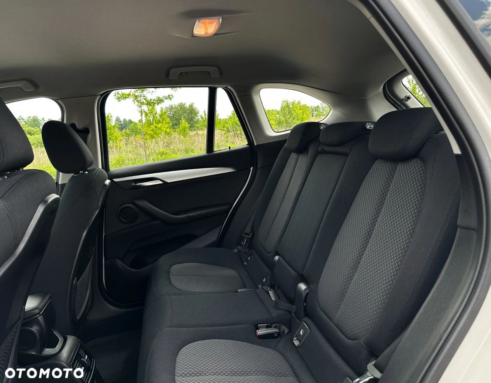 BMW X1 - 36