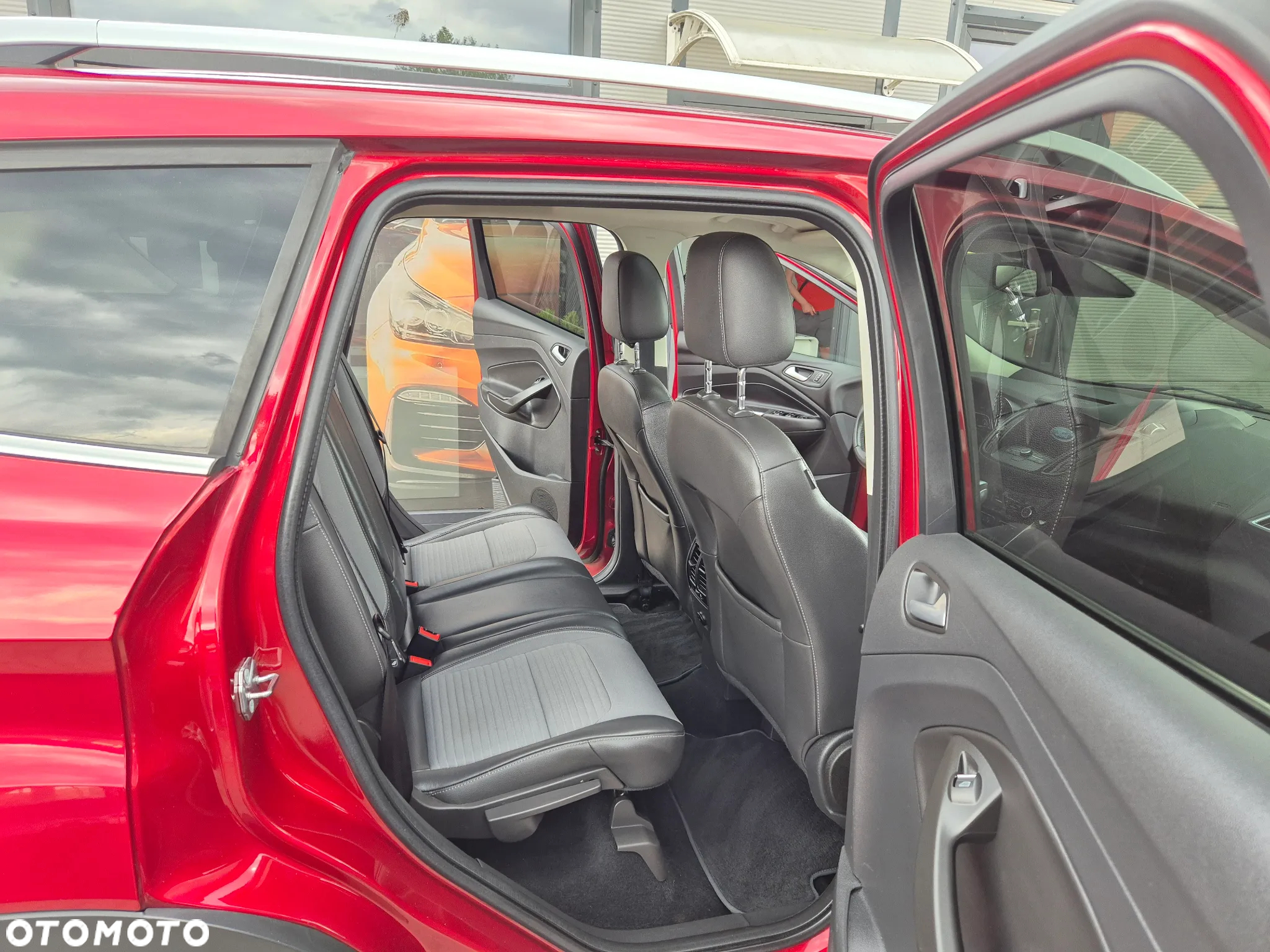 Ford Kuga 2.0 TDCi AWD Titanium - 13