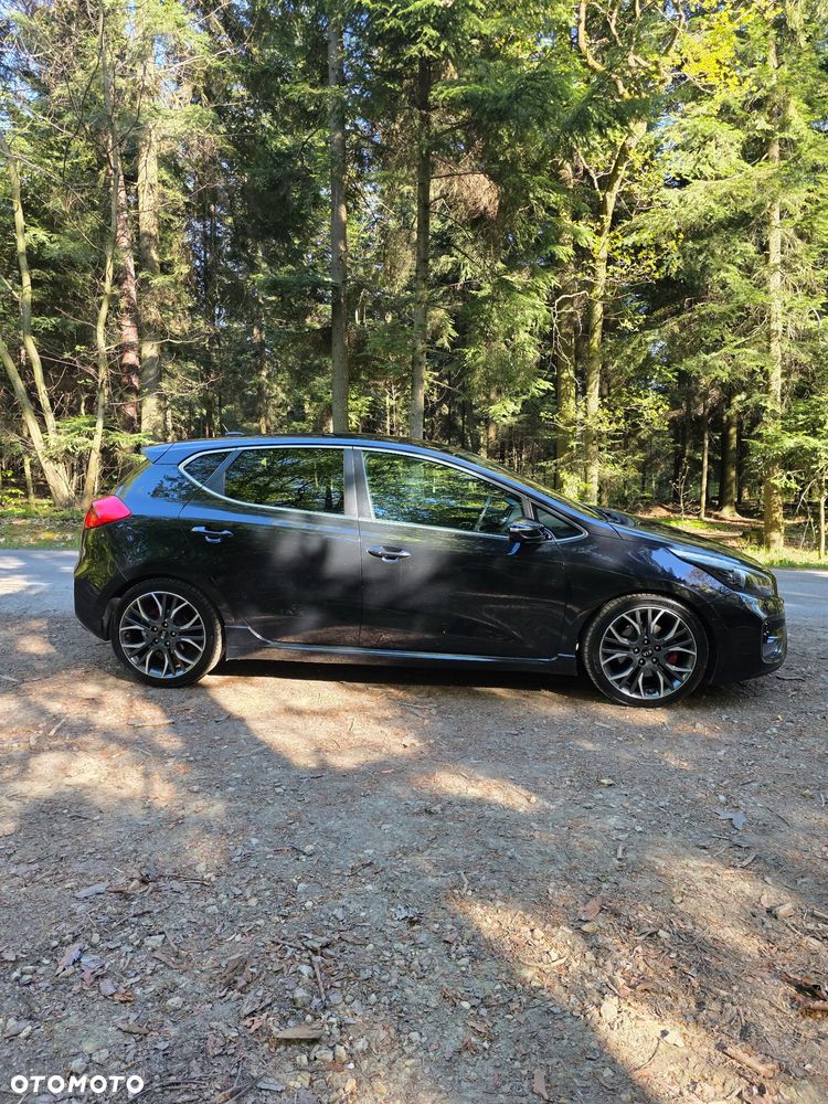 Kia Ceed 1.6 T-GDI GT L - 7