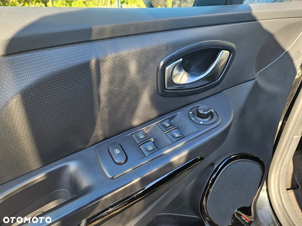 Renault Clio Energy TCe 90 Start & Stop 99g Eco-Drive - 28