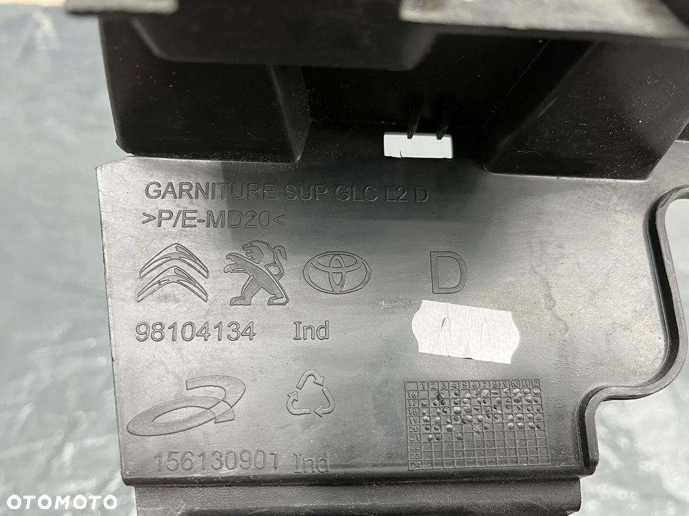 Peugeot Citroen Osłona bagażnika plastikowa prawa 98104134ZD - 4
