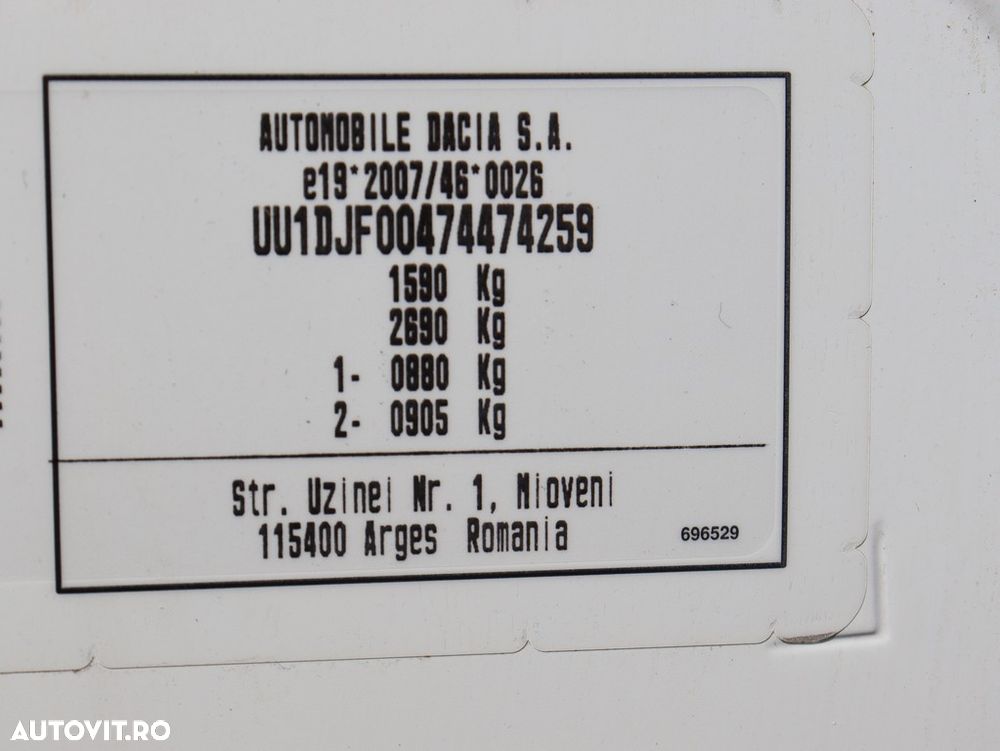 Dacia Logan TCe 90 CVT Prestige - 33