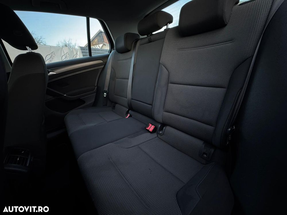 Volkswagen Golf 2.0 TDI (BlueMotion Technology) DSG Comfortline - 20