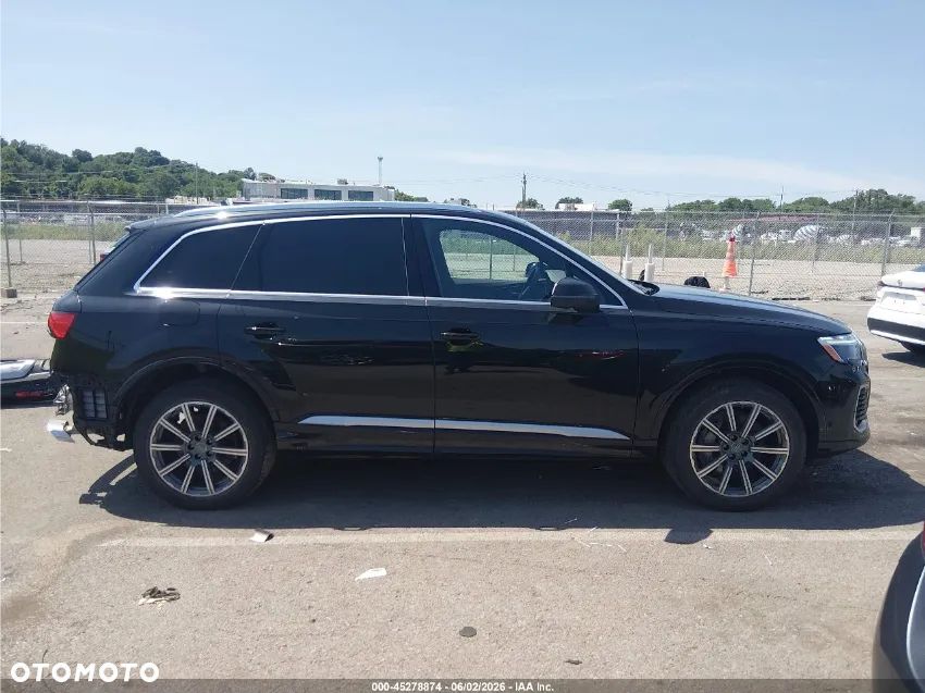 Audi Q7 - 11