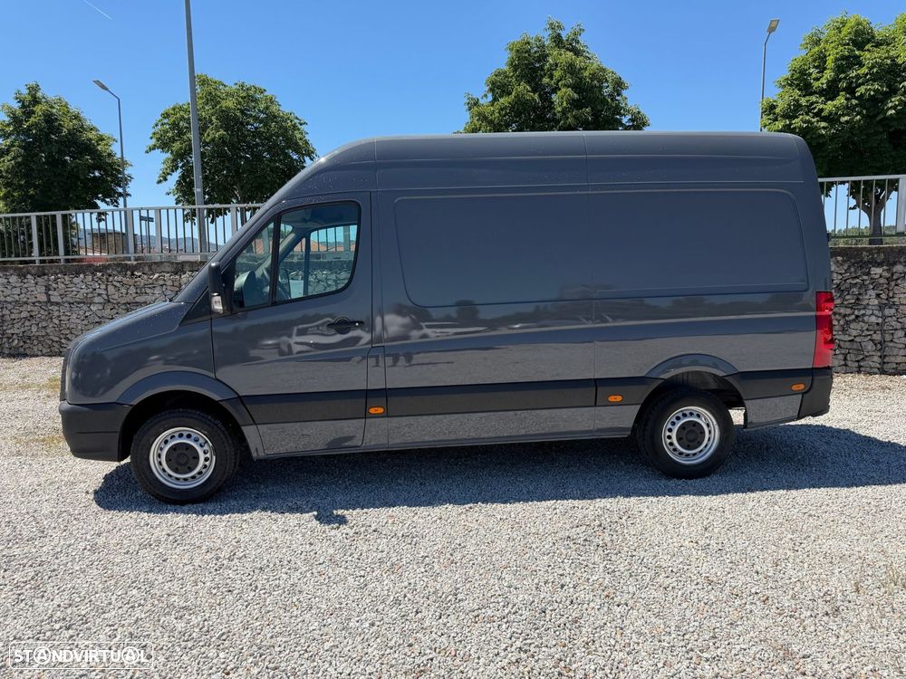 VW Crafter 35 2.0 TDi 109 Médio Tecto Alto Extra - 5