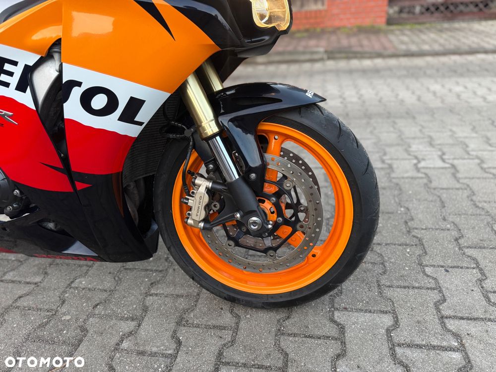 Honda CBR - 3