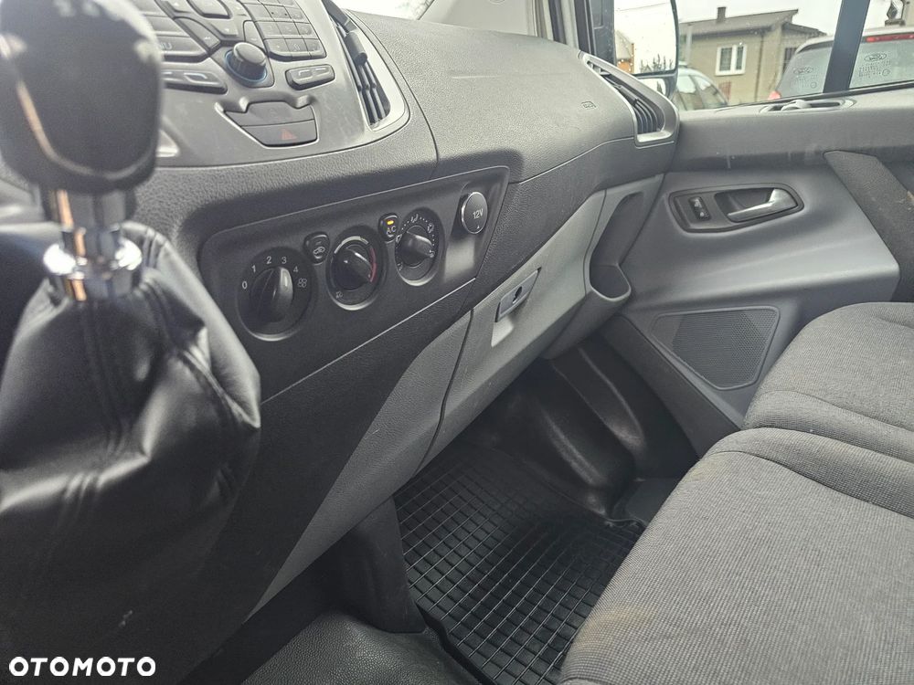 Ford Transit Custom - 11