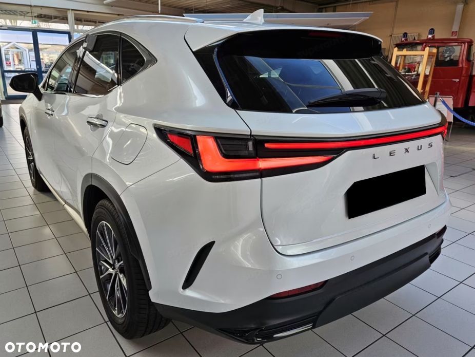 Lexus NX 350h Elegance AWD - 2