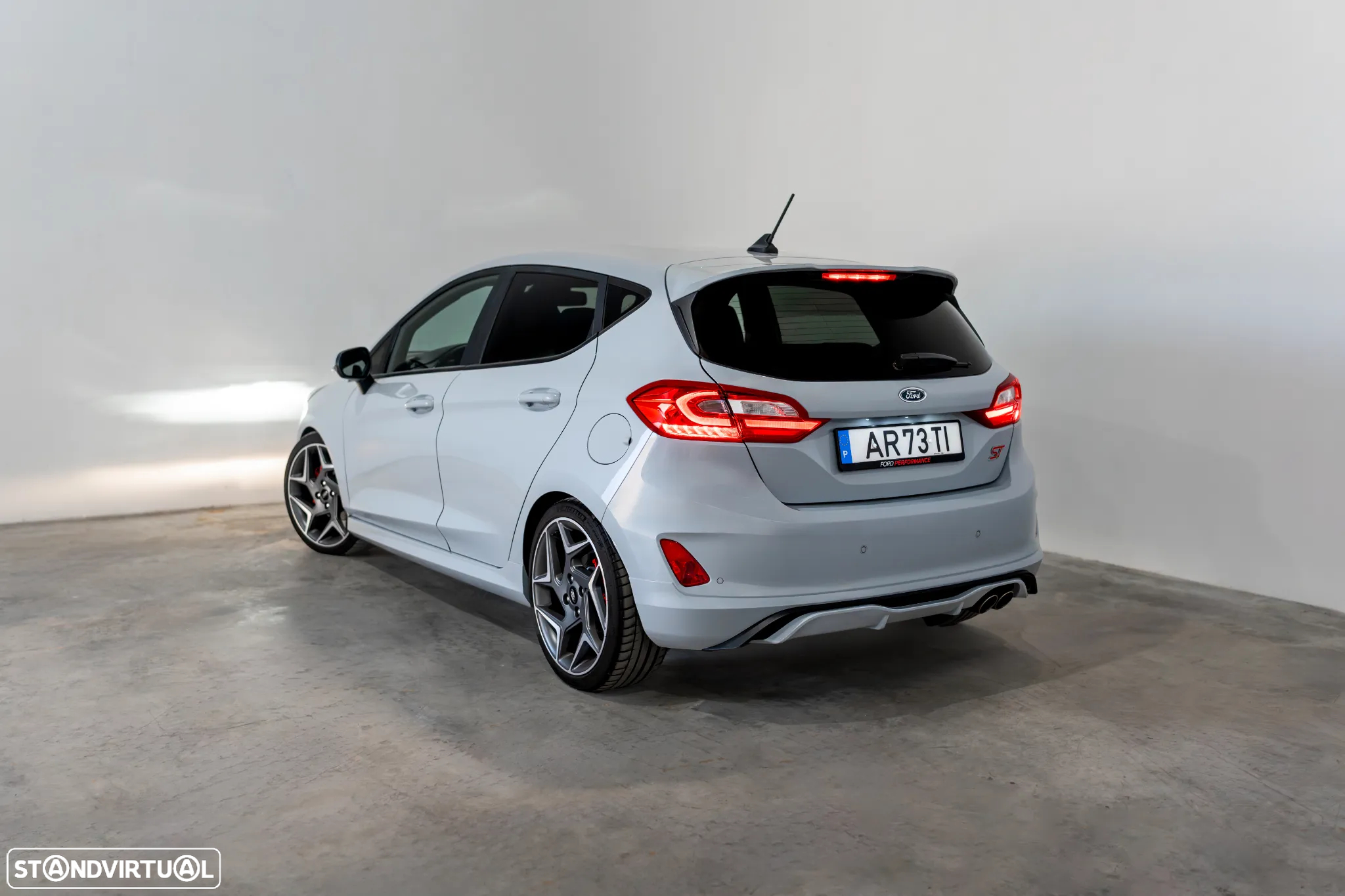Ford Fiesta 1.5 EcoBoost S&S ST X - 40