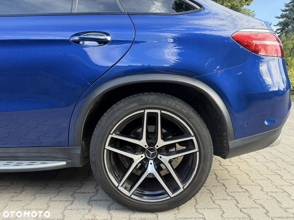 Mercedes-Benz GLE - 33