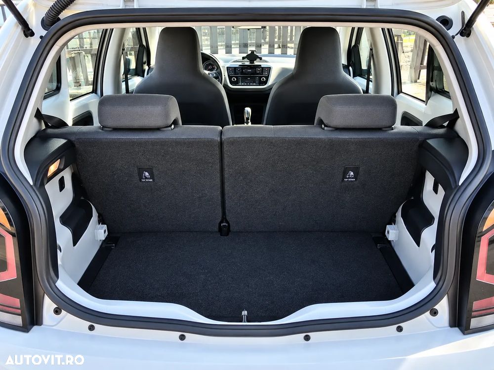 Volkswagen e-Up! - 11
