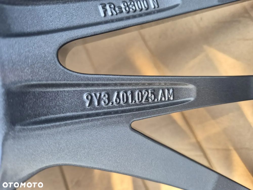 PORSCHE CAYENNE Felga aluminiowa ALUFELGA 22' ET52 9Y3601025AM 9Y3601025AM0C6 NOWA Oryginalna - 2