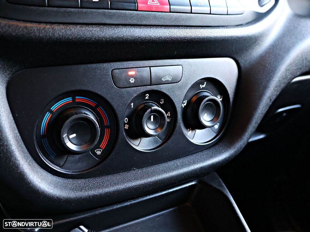 Fiat Doblo 1.6 Multijet XL - 34