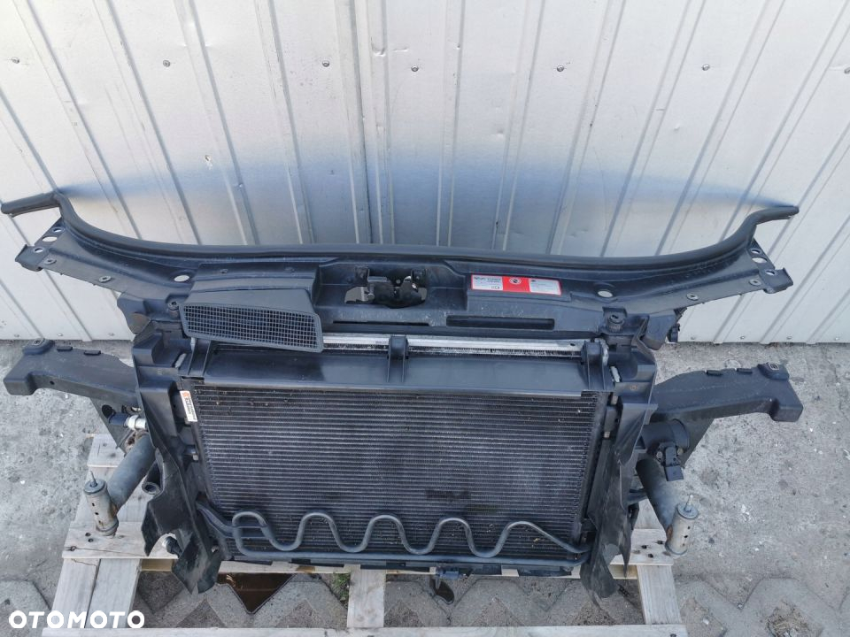 Pas przedni Audi A6 C5 Lift 2.5 TDI automat kpl - 2