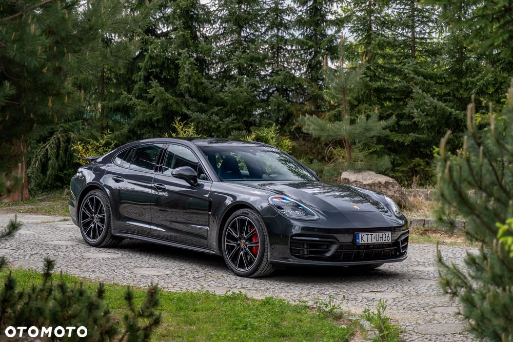 Porsche Panamera 4S - 2