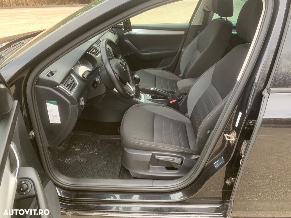 Skoda Octavia 2.0 TDI (Green tec) 4x4 Style - 11