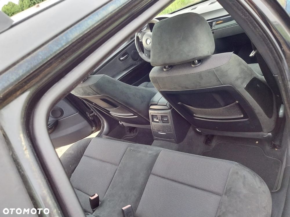 BMW Seria 3 320d - 17