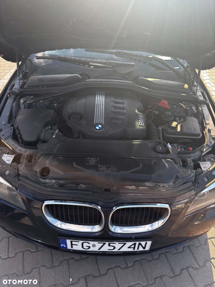 BMW Seria 5 520d - 3