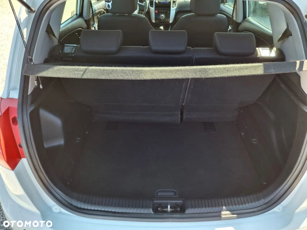 Kia Venga 1.4 CRDi L - 24