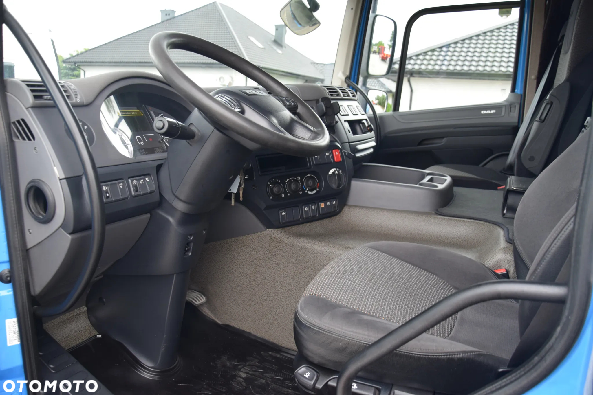 DAF CF440 - 25