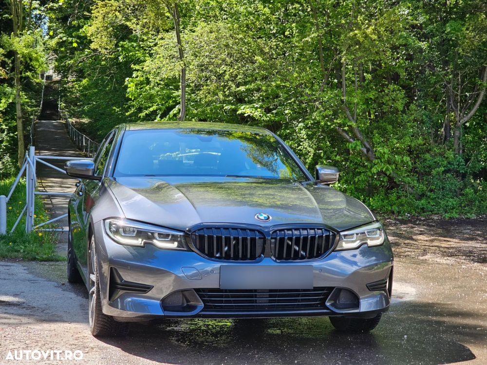 BMW Seria 3 330i Aut. Sport Line - 3